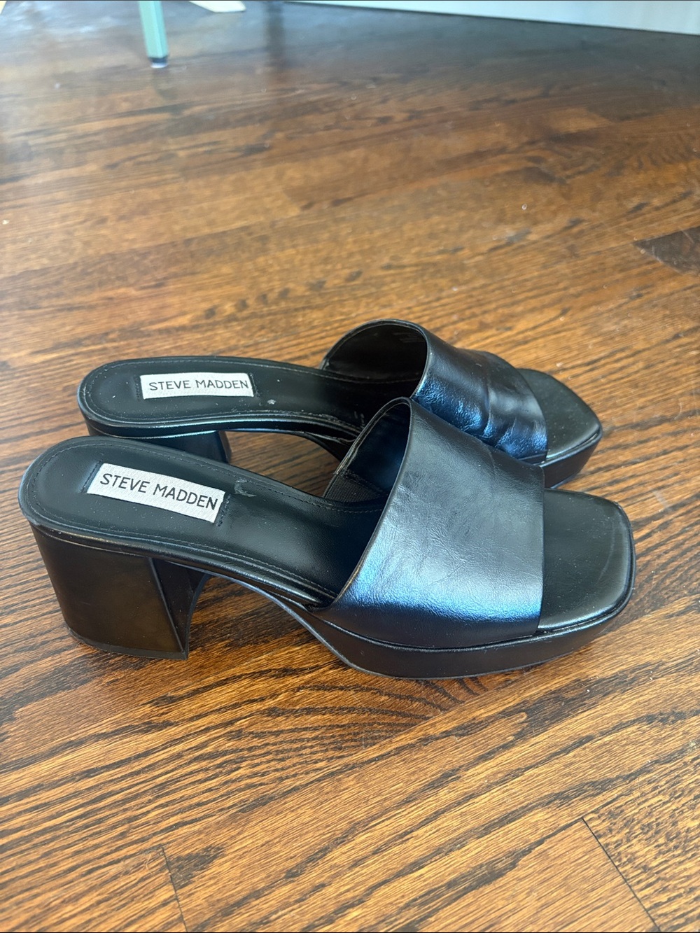 Steve Madden Black Leather Platform Slide Mules - Size 8.5